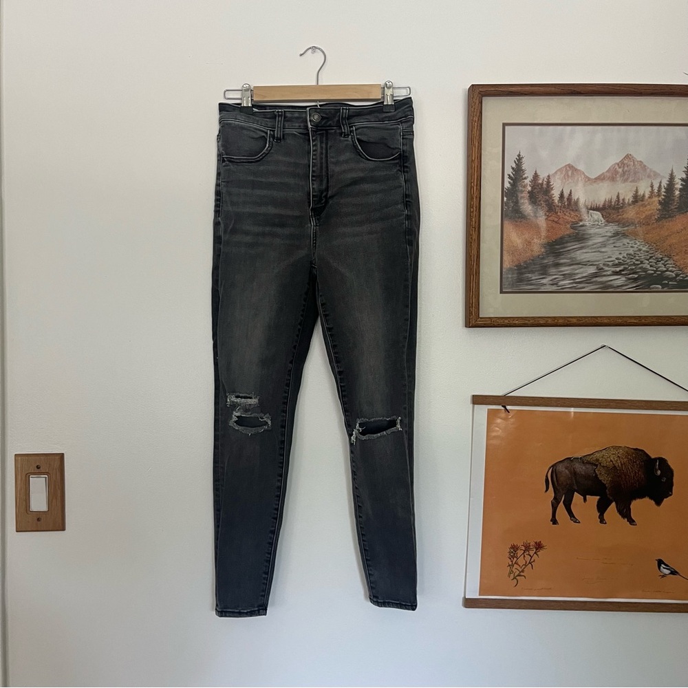 3/$15 American Eagle Strechy Ripped Skinny Jeans